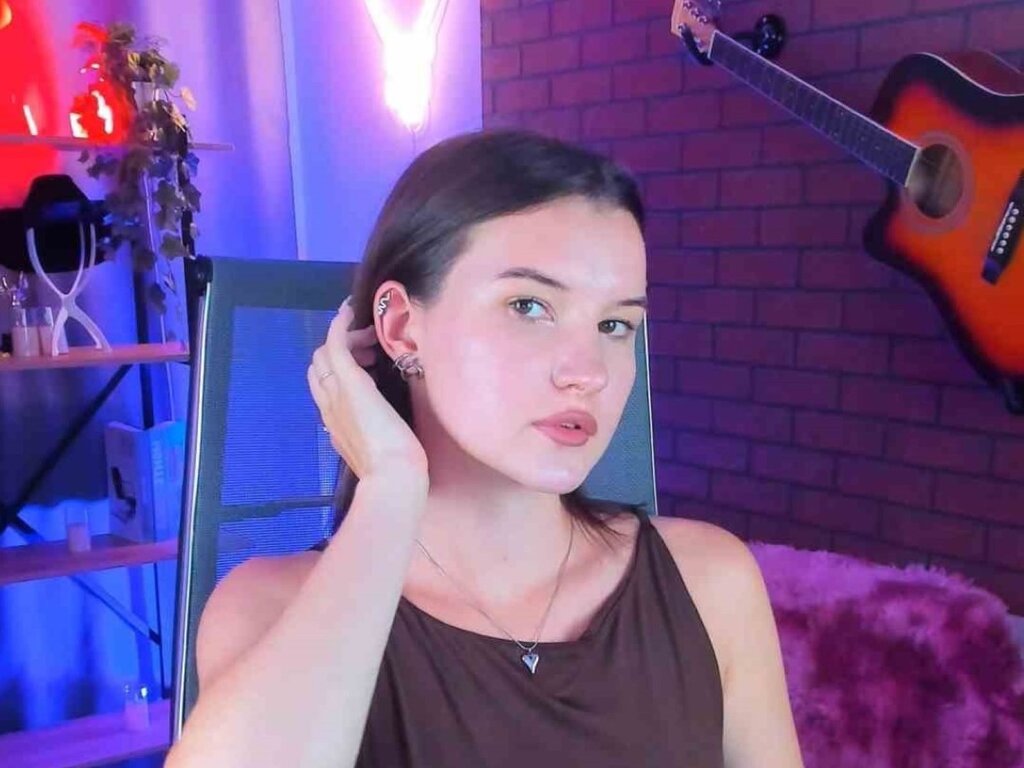 Enter AgataWillis VIP Show