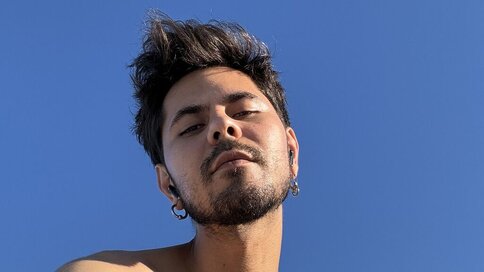 Enter AlejandroMaccini VIP Show