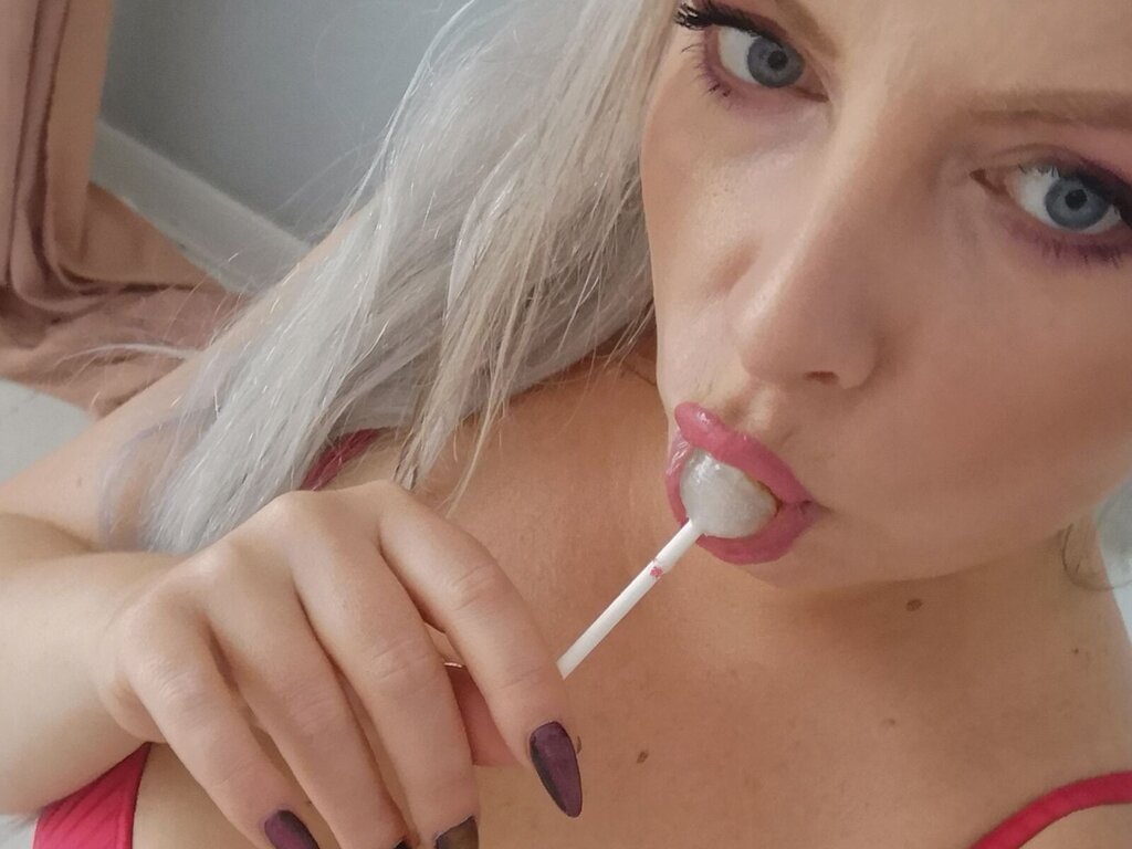 Enter AlexDevine VIP Show