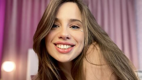 Enter AngelineDivinne VIP Show