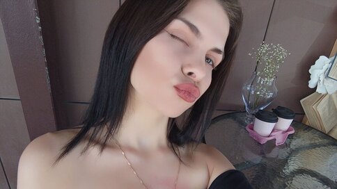 Enter AnnaBekken VIP Show