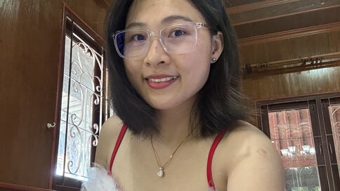 Enter AnnieMories VIP Show