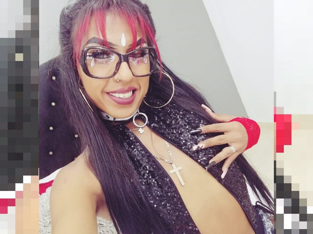 Enter AprilShanel VIP Show
