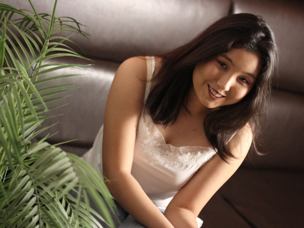 Enter AshBrewer VIP Show