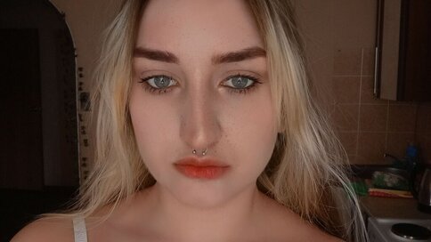 Enter BokReinwald VIP Show