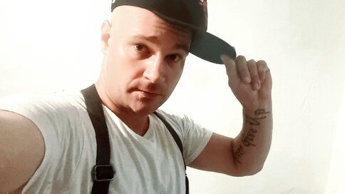 Enter BorisD VIP Show