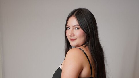 Enter CamilaNoir VIP Show