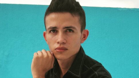 Enter CarlosAdams VIP Show