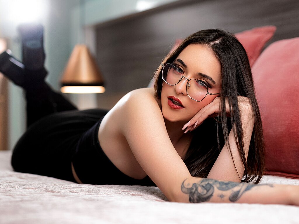 Enter CelineBatista VIP Show