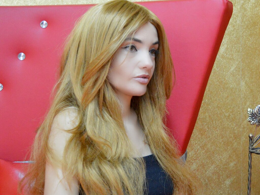 Enter ChloeVargas VIP Show