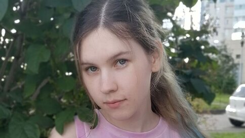 Enter DeidreSarin VIP Show