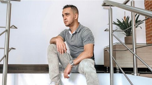 Enter DemetrioBrown VIP Show