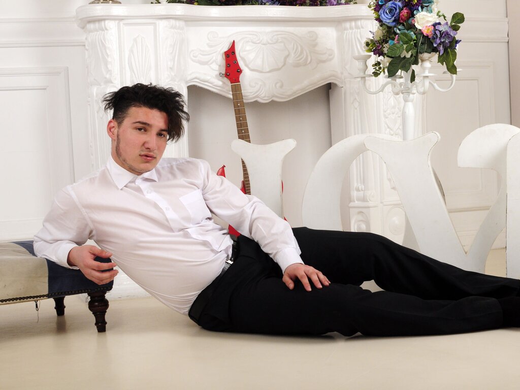 Enter DionysusYoung VIP Show