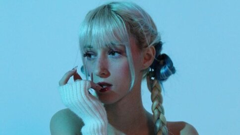 Enter ElissaHamblin VIP Show