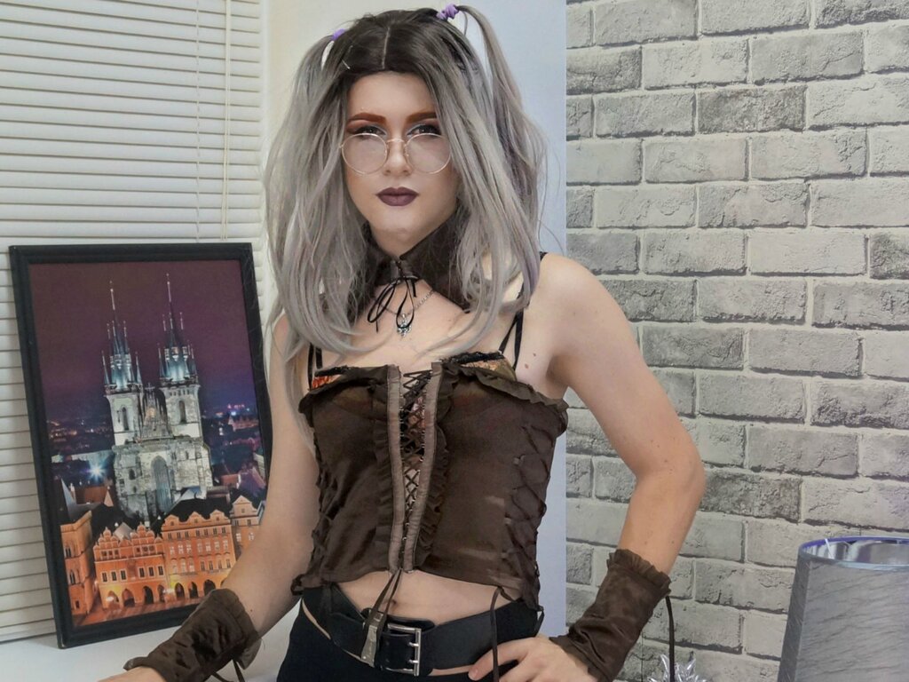 Enter ErickaBrooks VIP Show