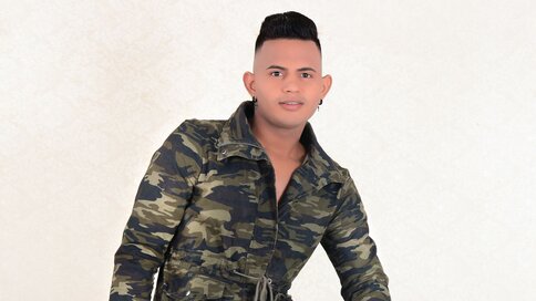 Enter EstebanGonzalez VIP Show