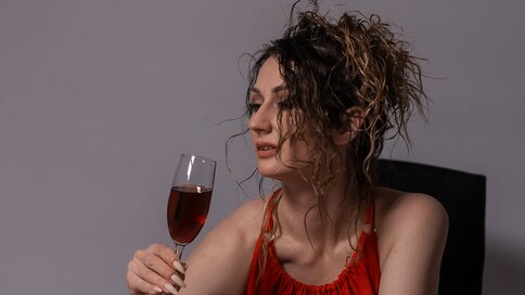 Enter EvaFriend VIP Show