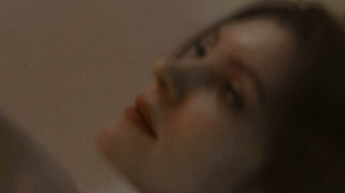 Enter EvaUnderwood VIP Show