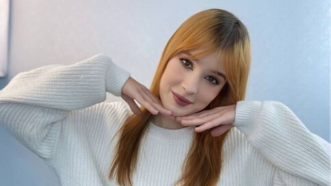 Enter EvalynBerrones VIP Show