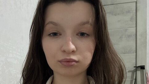 Enter EvelynGallian VIP Show