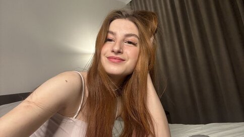 Enter FloraCatlett VIP Show