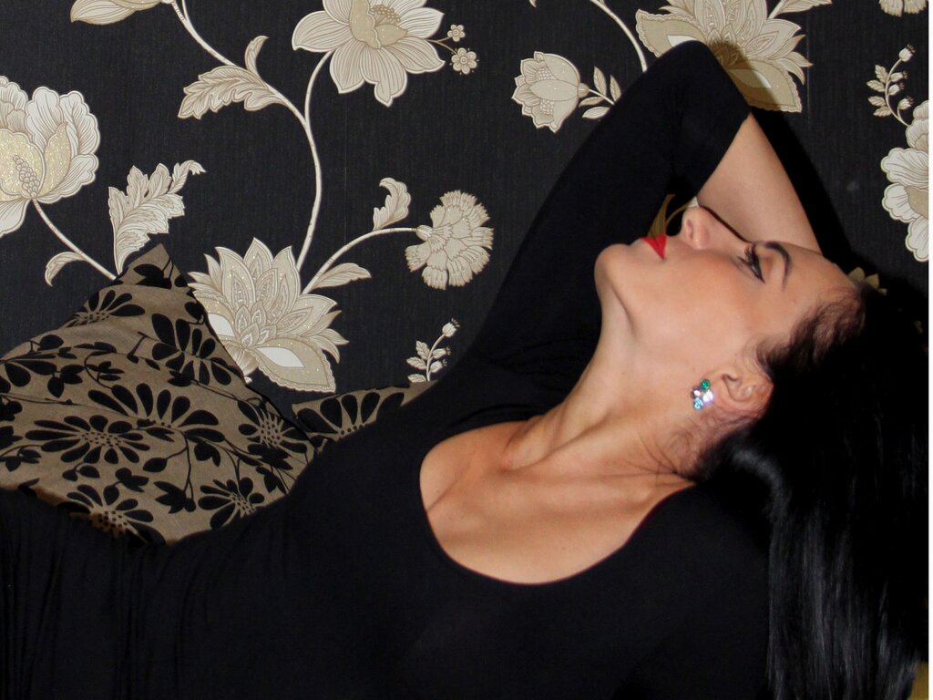 Enter GinaRocks VIP Show