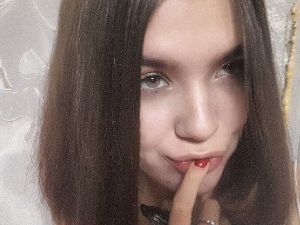 Enter GiselleKriegshau VIP Show