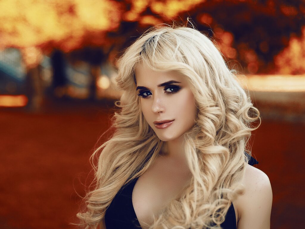 Enter GreatDaisy VIP Show