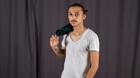 Enter IbraZack VIP Show