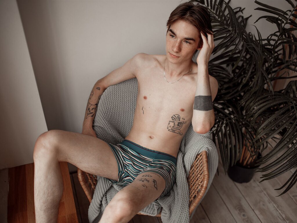 Enter JayBreeze VIP Show