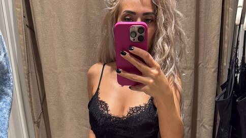 Enter JenniferRein VIP Show