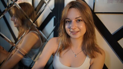 Enter JessieTurners VIP Show