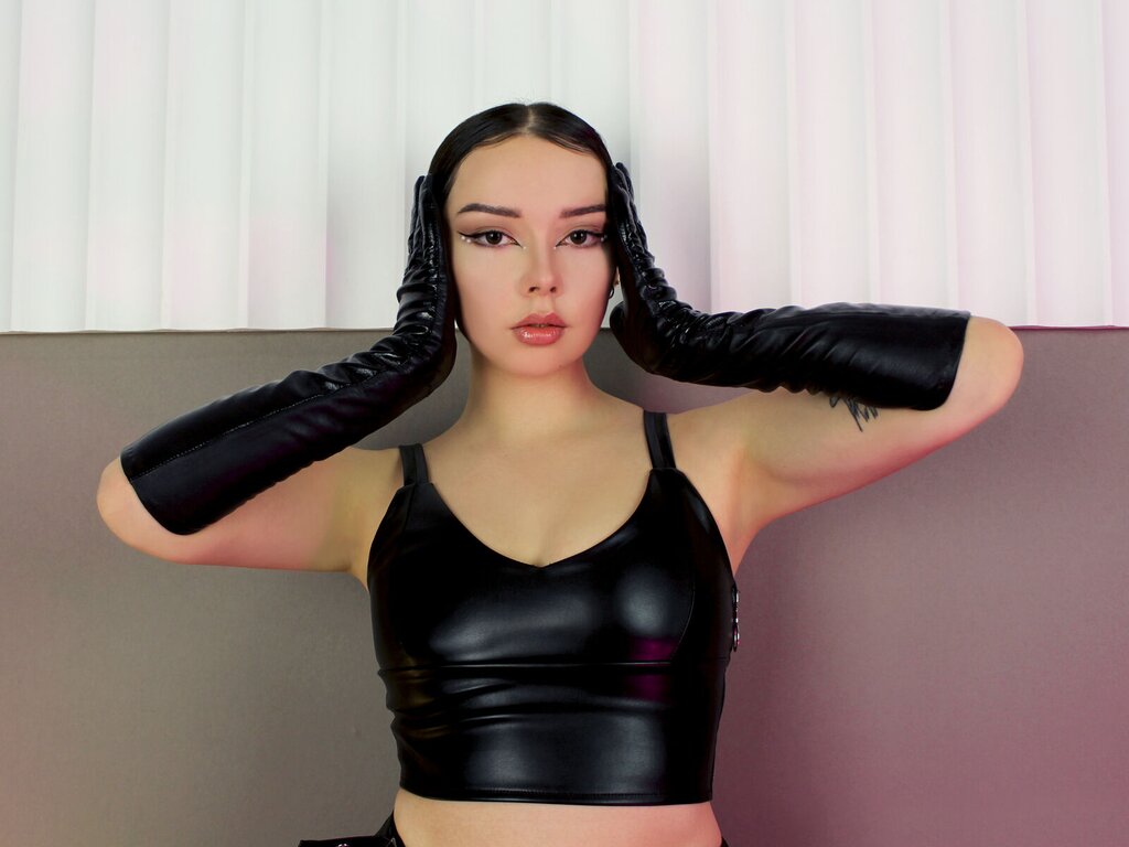 Enter JessyRobinson VIP Show