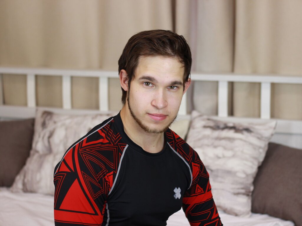 Enter JohnMartines VIP Show