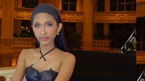 Enter KalahinaFernande VIP Show