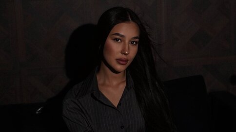 Enter KarinaProbs VIP Show