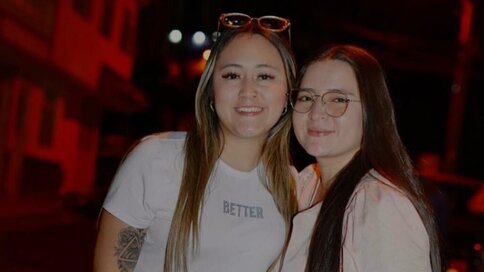 Enter KarlaAndEmily VIP Show