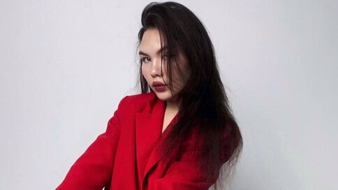 Enter KarynDelzer VIP Show