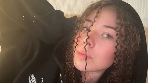 Enter KatherineRiller VIP Show