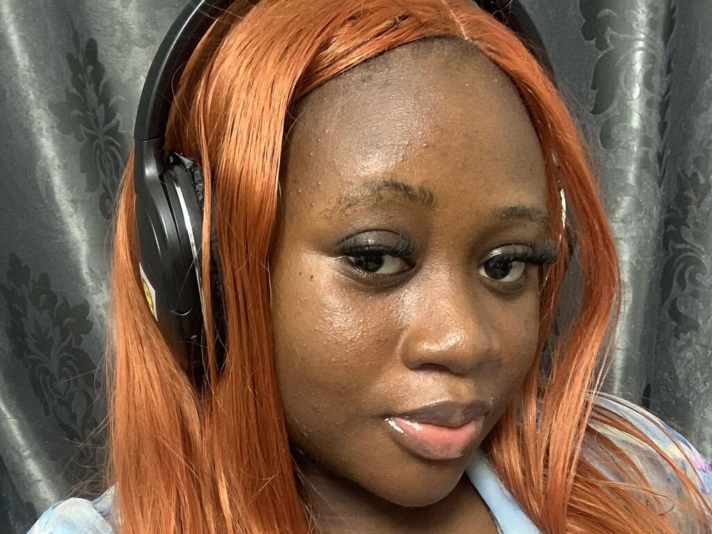 Enter KatieNubian VIP Show