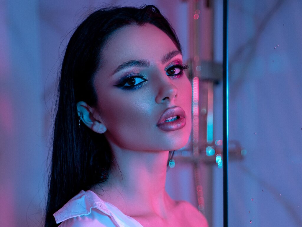 Enter KaylaWilde VIP Show