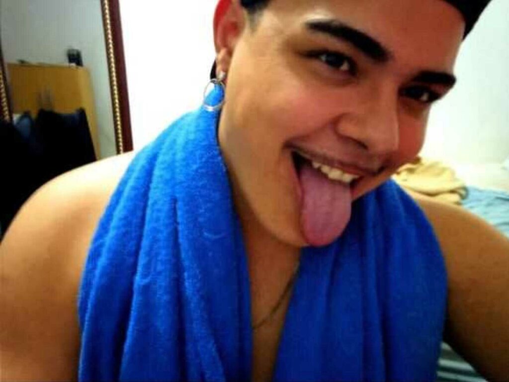 Enter KevinSilvaz VIP Show