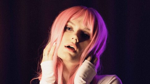 Enter KimmySnow VIP Show