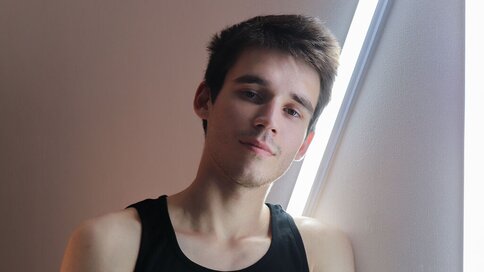 Enter KirkHall VIP Show