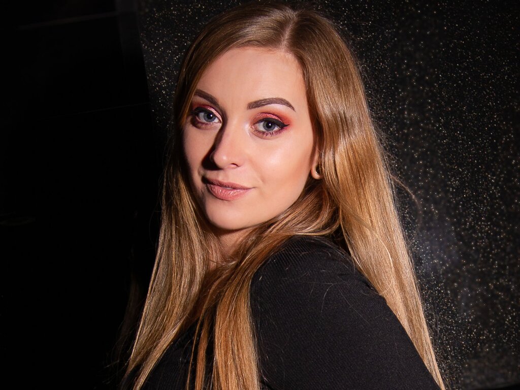 Enter LeahFreethinking VIP Show