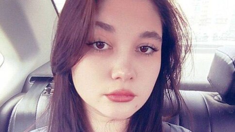 Enter LedaArney VIP Show