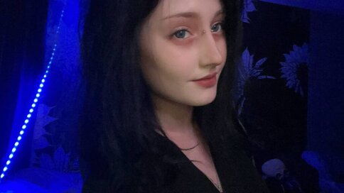 Enter LinaBale VIP Show