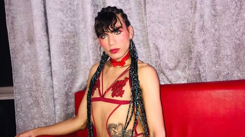 Enter LissMellisa VIP Show