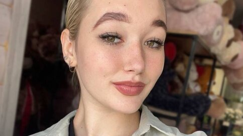 Enter LizzetteRados VIP Show