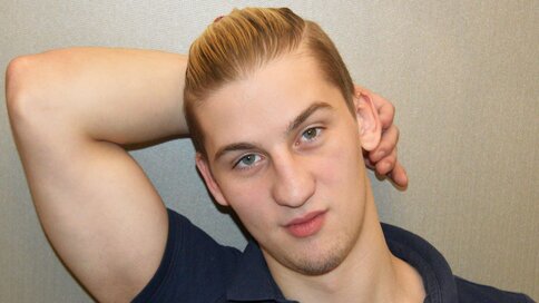 Enter ManlyBrad VIP Show